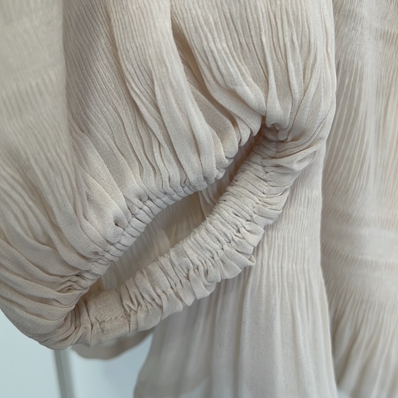 NWT Express Off the Shoulder Top XS - Picture 5 of 8